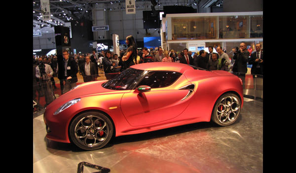 Alfa Romeo 4C Concept 2011  lateral